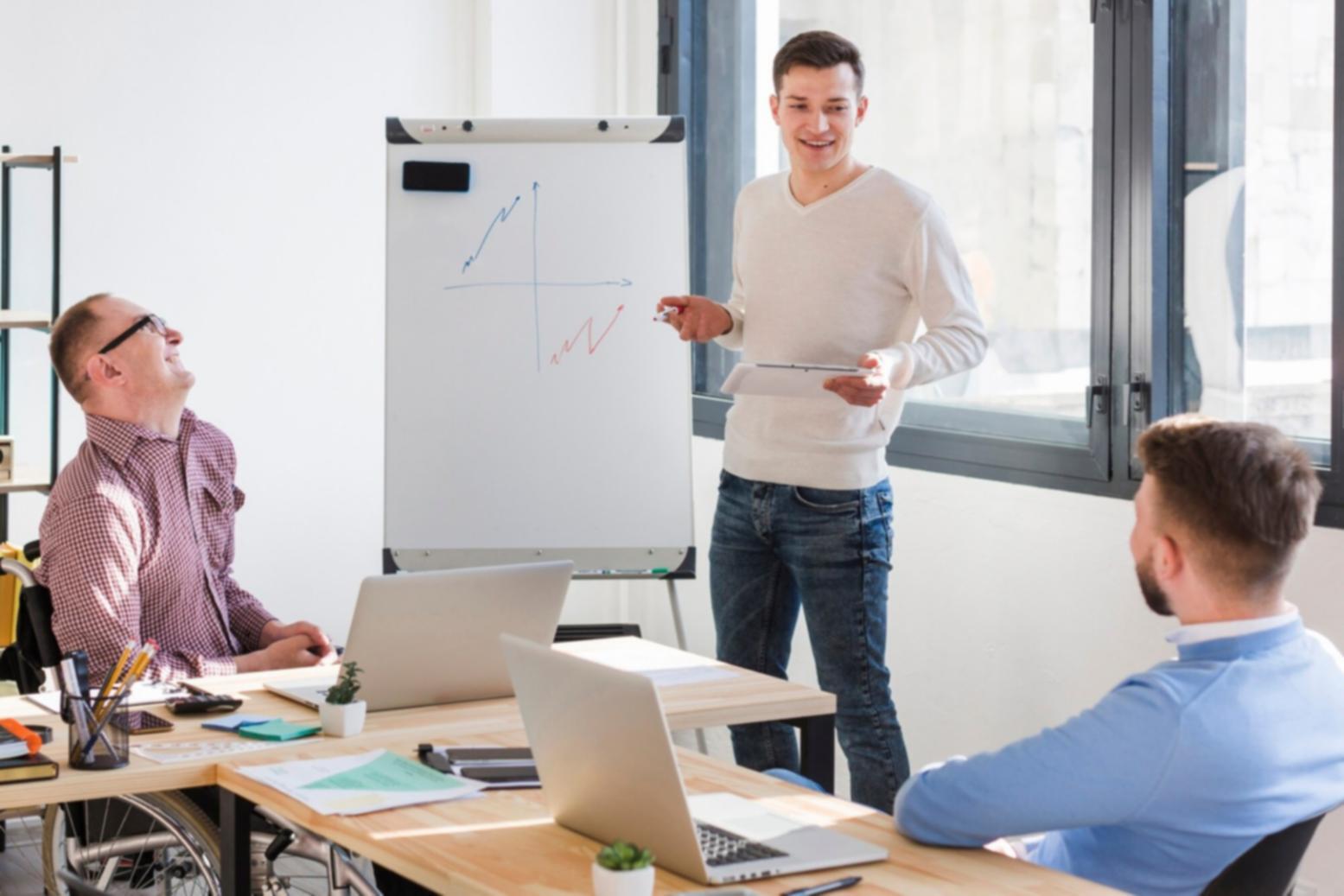 Modernes Arbeitsumfeld bei jovonelurae